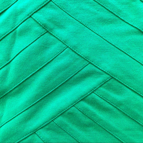 🚨LAST CALL🚨 Women’s Express Pencil Skirt - Picture 2 of 4